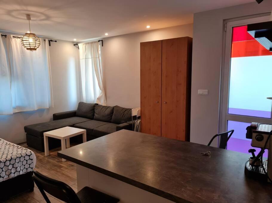 Studio Slavyanska Varna Esterno foto